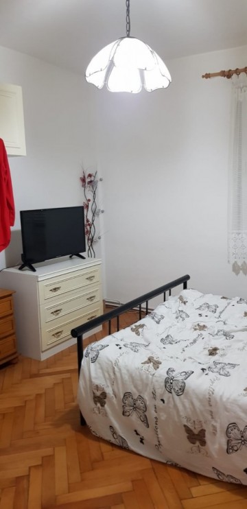 ofer-spre-vanzare-apartament-cu-trei-camere-2